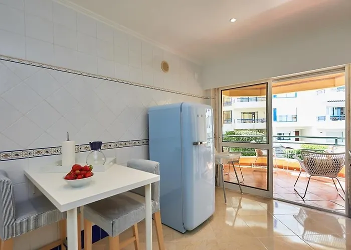 Oceanario 2 Bedroom - Sea View And Pool Daire