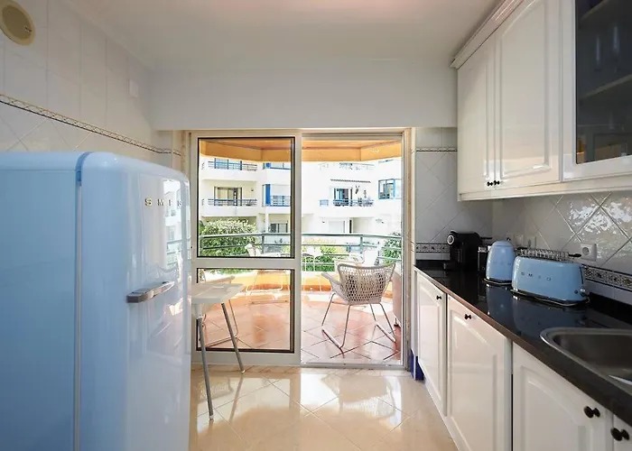 Oceanario 2 Bedroom - Sea View And Pool Apartment